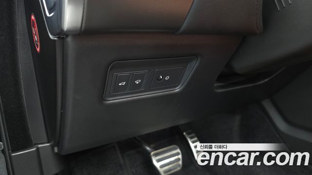 Land Rover Range Rover Sport 3.0 SDV6 HSE Dynamic