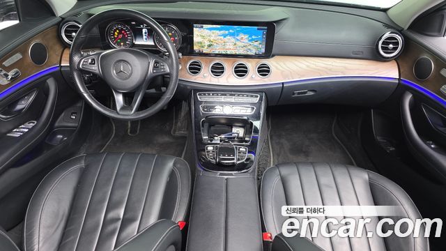 Mercedes-Benz E-Class E220d 4MATIC Exclusive