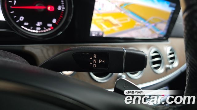 Mercedes-Benz E-Class E220d 4MATIC Exclusive