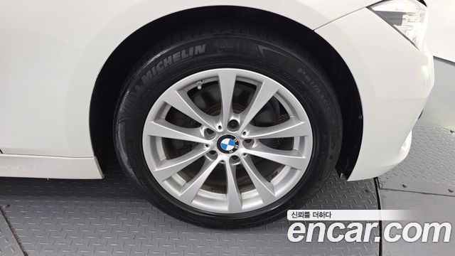 BMW 3-Series 320d