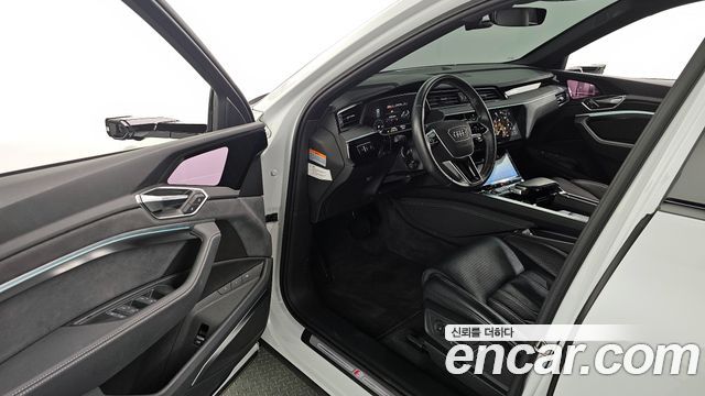 Audi e-tron S