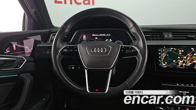 Audi e-tron S