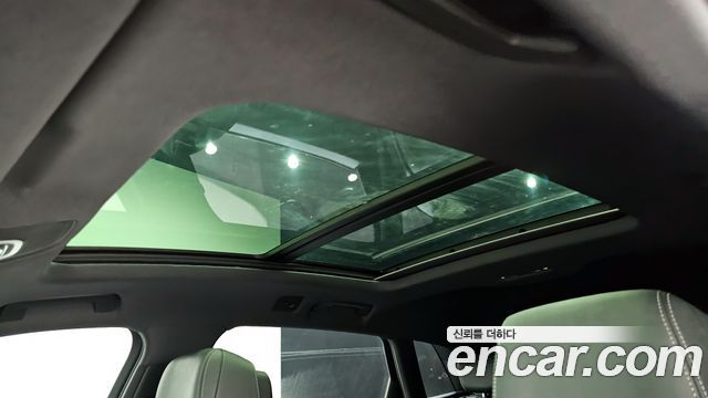 Audi e-tron S