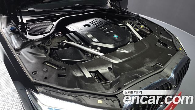 BMW 7-Series 740i Design Pure Excellence