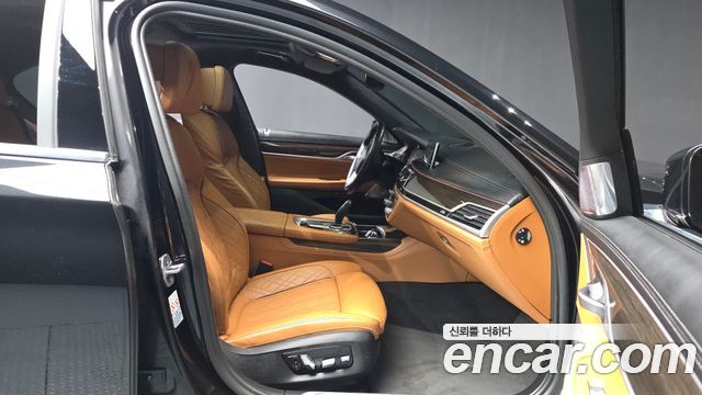 BMW 7-Series 740i Design Pure Excellence