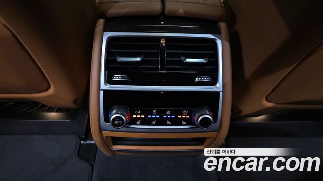 BMW 7-Series 740i Design Pure Excellence