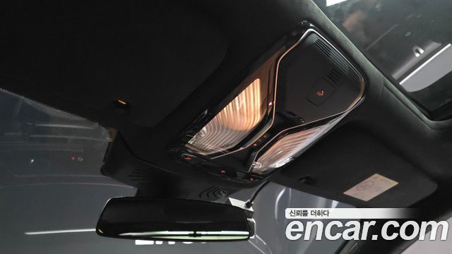 BMW 7-Series 740i Design Pure Excellence