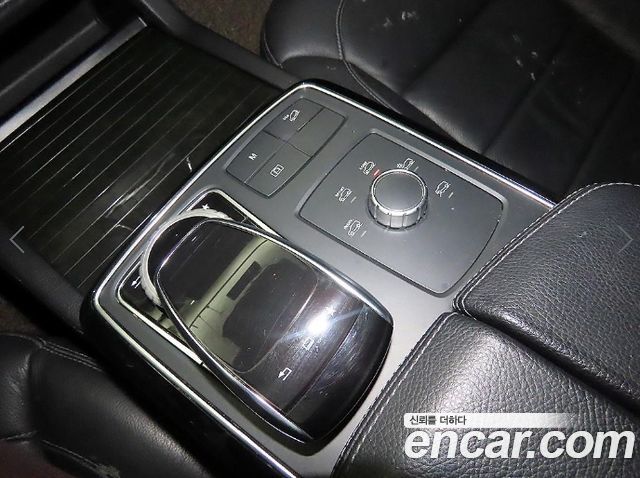 Mercedes-Benz GLE-Class GLE250 d 4MATIC
