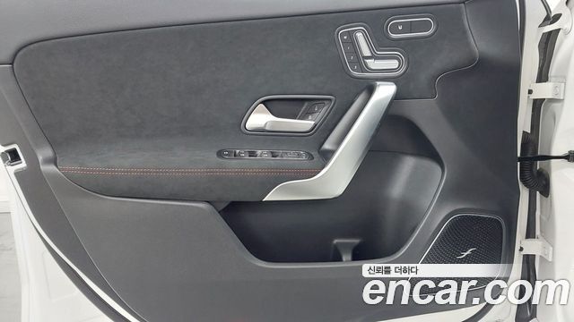 Mercedes-Benz A-Class AMG A45 4MAITC+ Hatchback