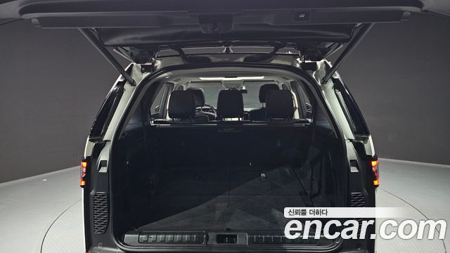 Land Rover Discovery 2.0 SD4 SE