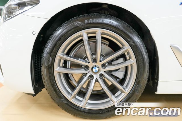 BMW 5-Series 520d M Sport Package Plus