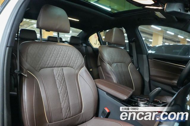 BMW 5-Series 520d M Sport Package Plus