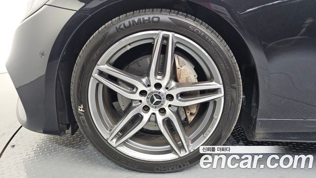 Mercedes-Benz E-Class E220d Cabriolet