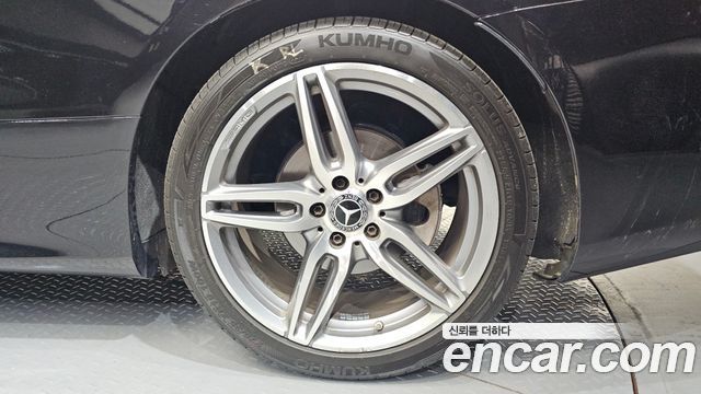 Mercedes-Benz E-Class E220d Cabriolet