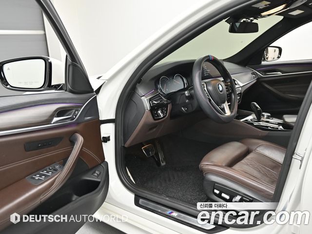 BMW 5-Series 530i M Sport Package Plus