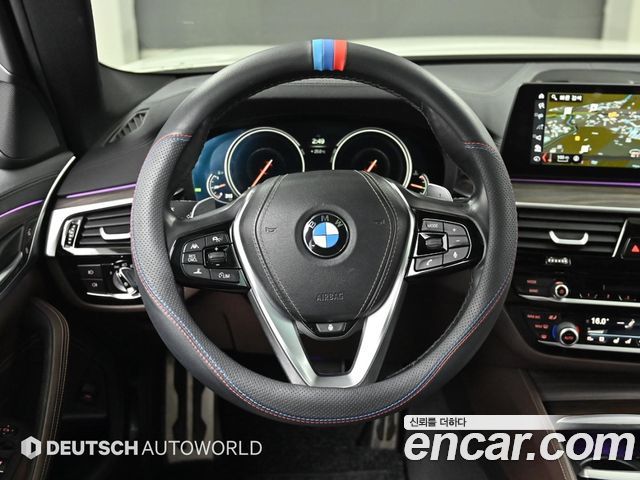 BMW 5-Series 530i M Sport Package Plus