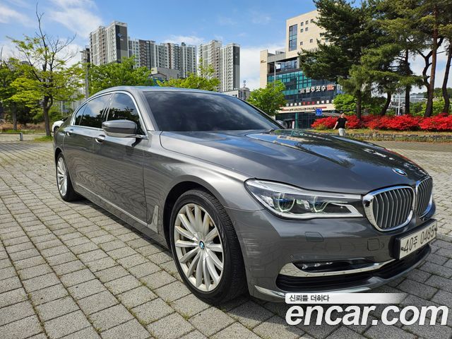 BMW 7-Series 740Li xDrive