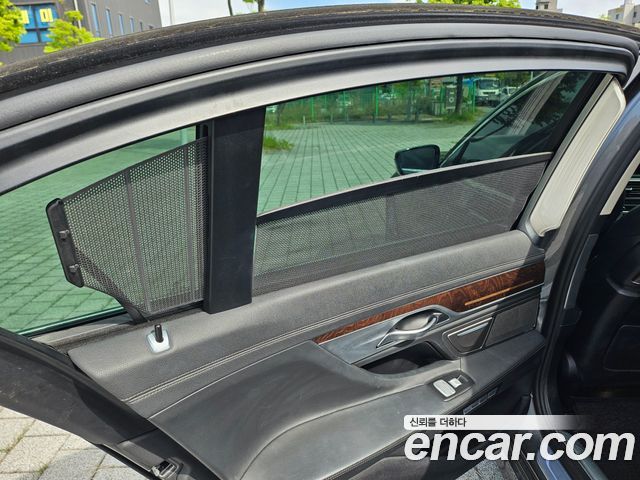 BMW 7-Series 740Li xDrive