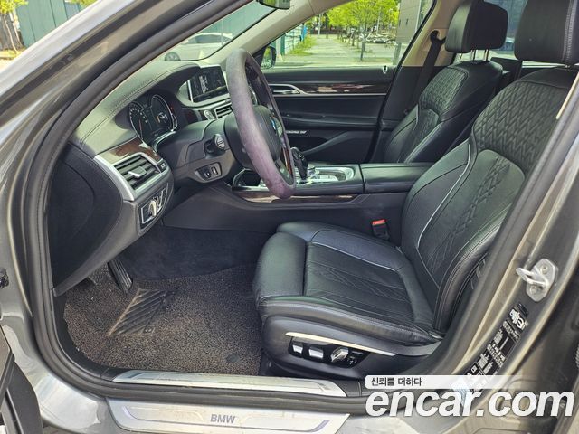BMW 7-Series 740Li xDrive
