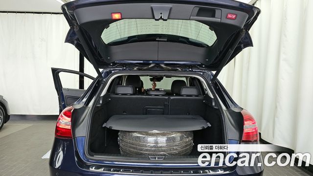 Mercedes-Benz GLA-Class GLA220