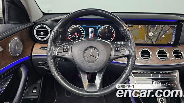 Mercedes-Benz E-Class E300 Exclusive