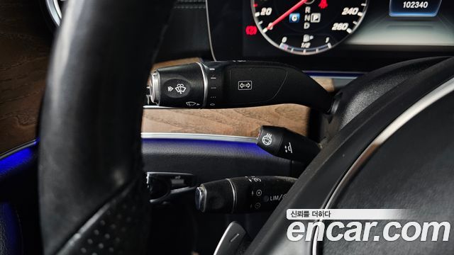 Mercedes-Benz E-Class E300 Exclusive