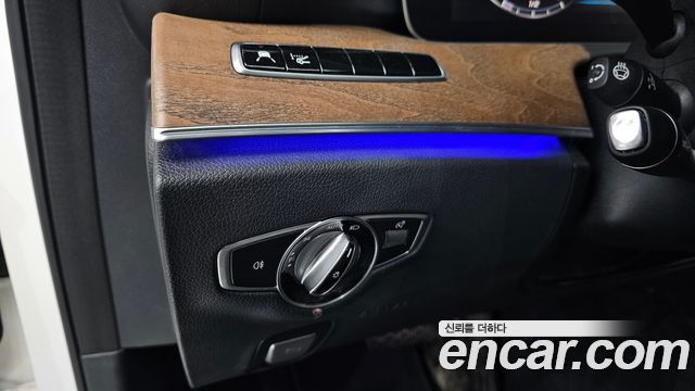 Mercedes-Benz E-Class E300 Exclusive