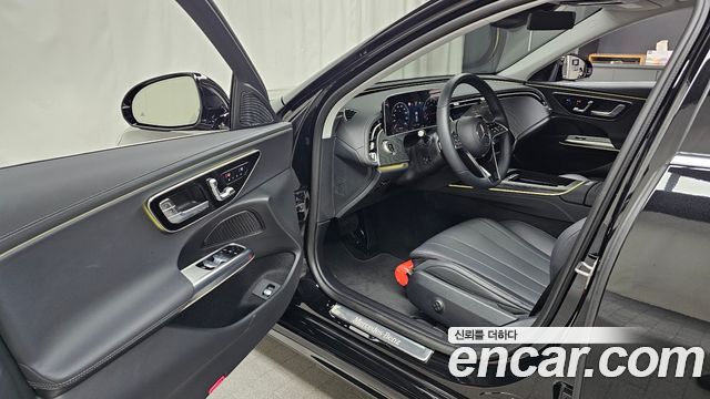 Mercedes-Benz E-Class E200 Avantgarde