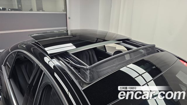 Mercedes-Benz E-Class E200 Avantgarde