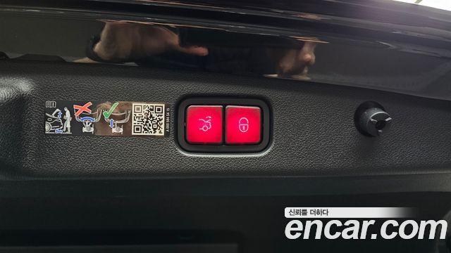Mercedes-Benz E-Class E200 Avantgarde