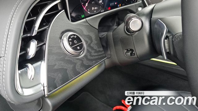 Mercedes-Benz E-Class E200 Avantgarde