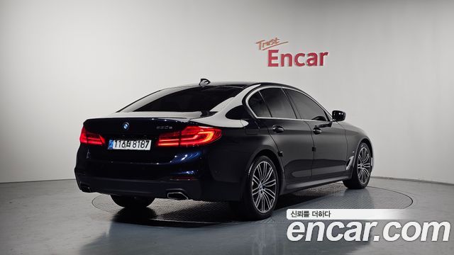 BMW 5-Series 530e M Sport