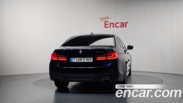 BMW 5-Series 530e M Sport