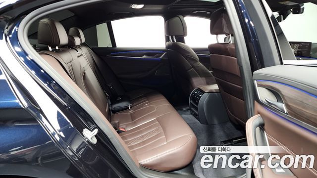 BMW 5-Series 530e M Sport