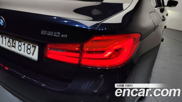 BMW 5-Series 530e M Sport