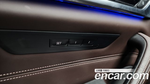 BMW 5-Series 530e M Sport