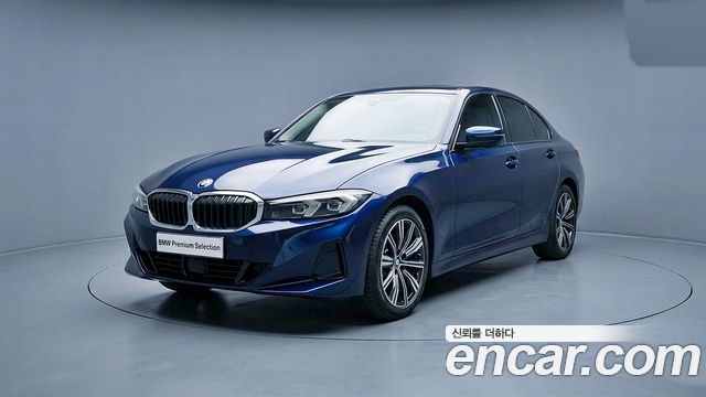 BMW 3-Series 320i
