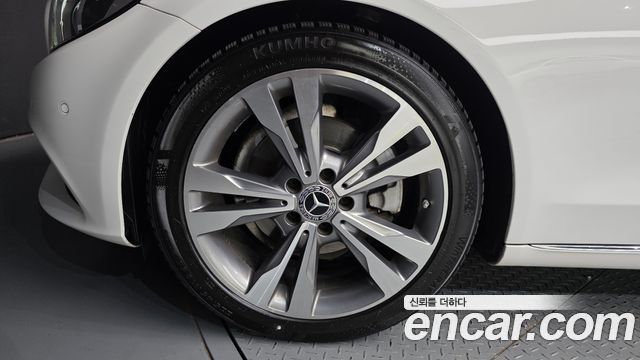 Mercedes-Benz C-Class C200 Avantgarde