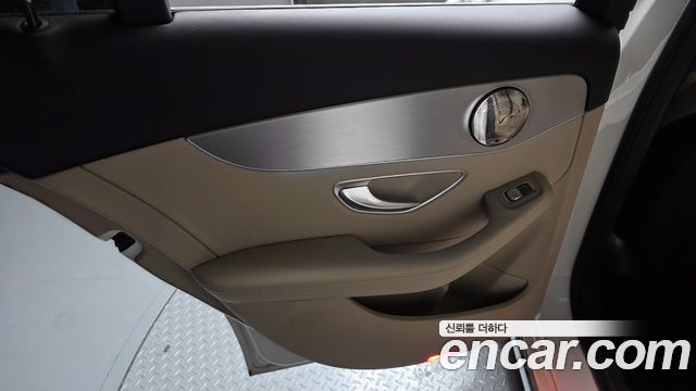 Mercedes-Benz C-Class C200 Avantgarde