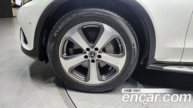Mercedes-Benz GLC-Class GLC300 4MATIC