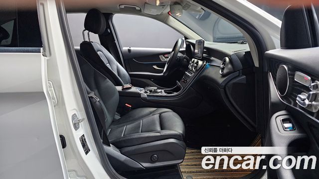 Mercedes-Benz GLC-Class GLC300 4MATIC