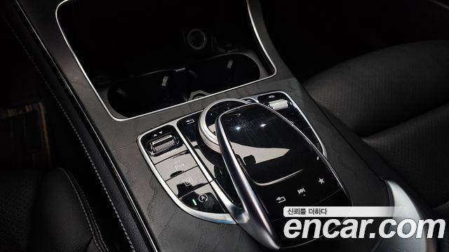Mercedes-Benz GLC-Class GLC300 4MATIC