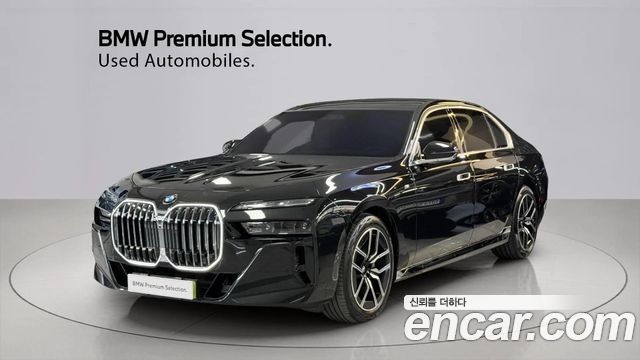 BMW 7-Series 740i xDrive M Sport