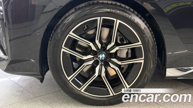 BMW 7-Series 740i xDrive M Sport