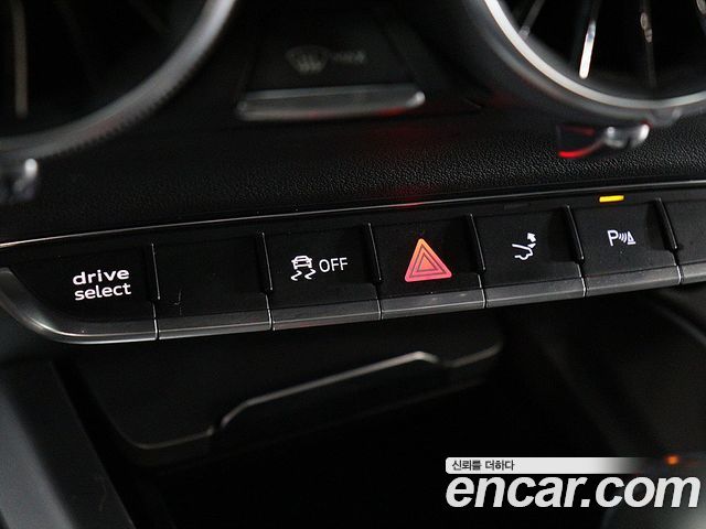 Audi TT Roadster 45 TFSI Quattro