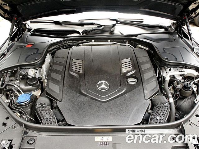 Mercedes-Benz S-Class Maybach S560 4MATIC