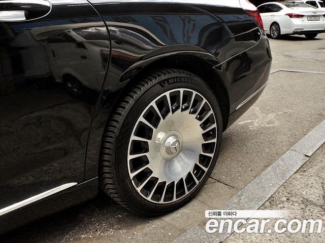 Mercedes-Benz S-Class Maybach S560 4MATIC