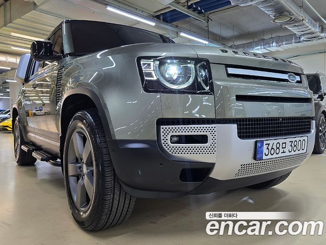 Land Rover Defender 110 D300 HSE