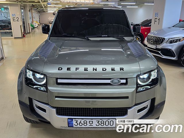 Land Rover Defender 110 D300 HSE