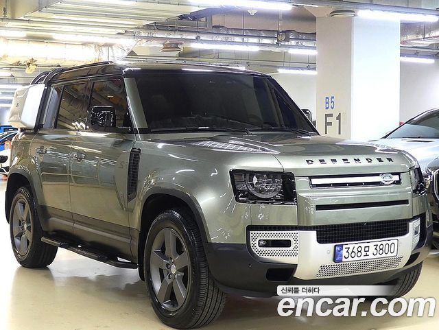 Land Rover Defender 110 D300 HSE